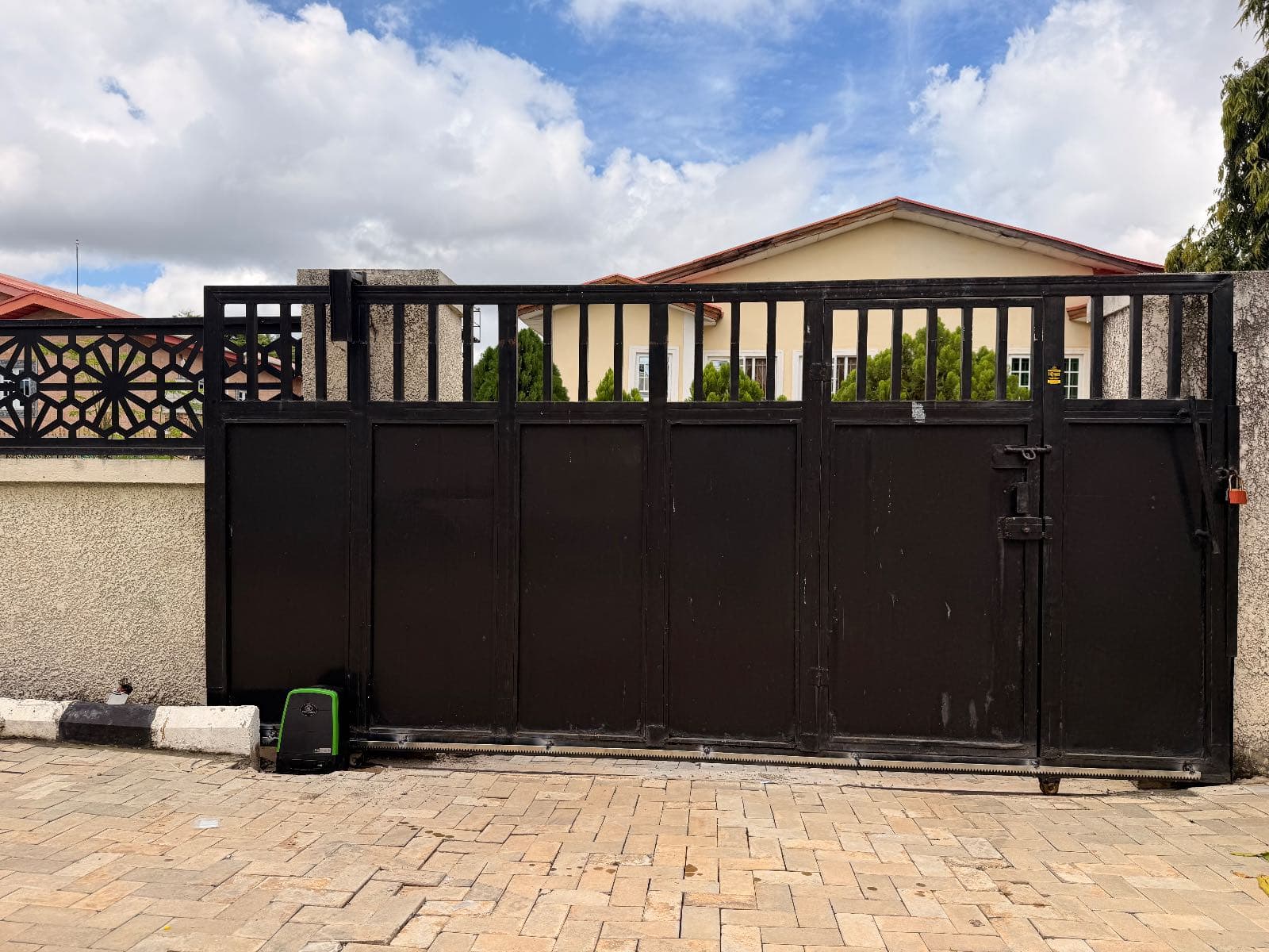 Gate system